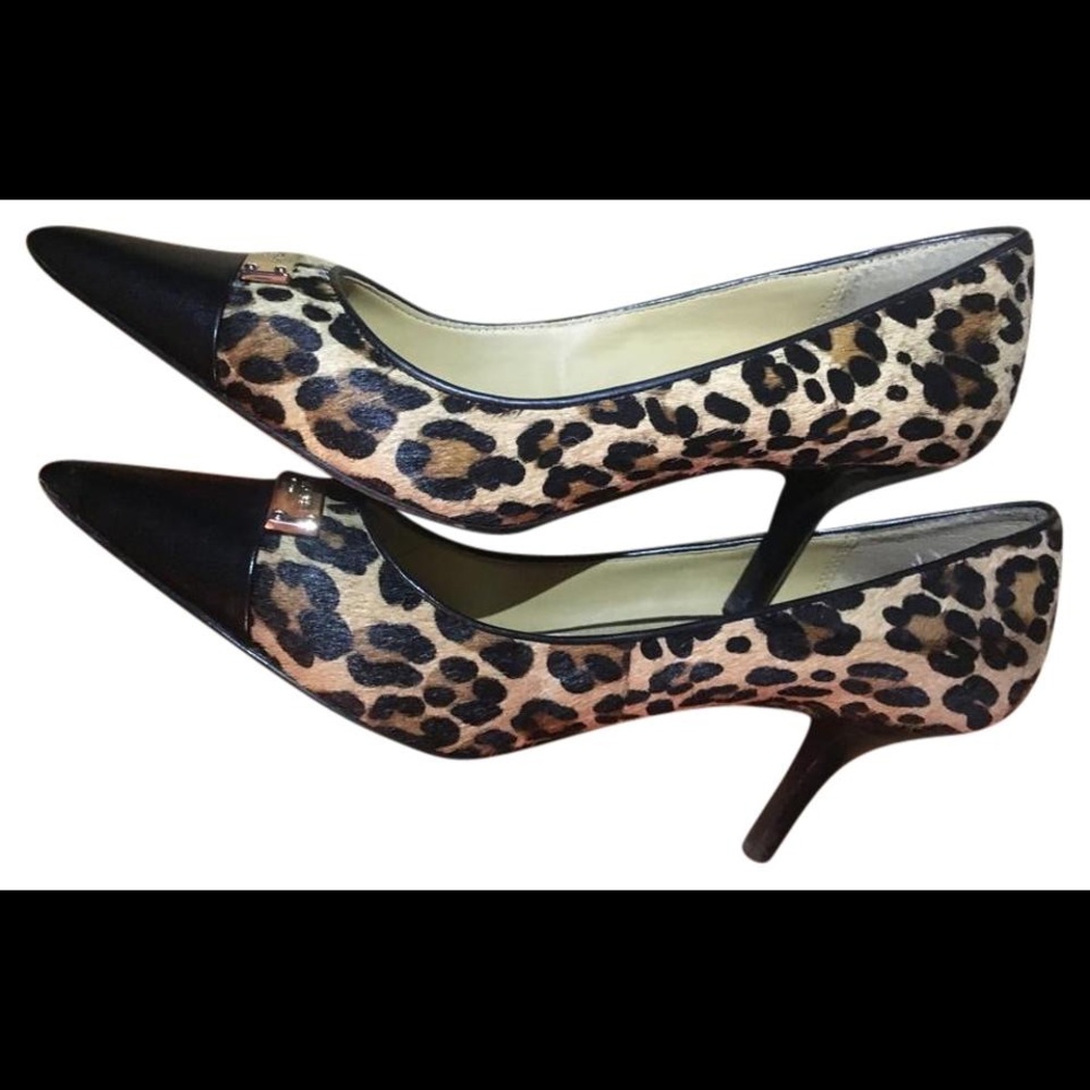 Coach Zan kitten heel shoe size 9